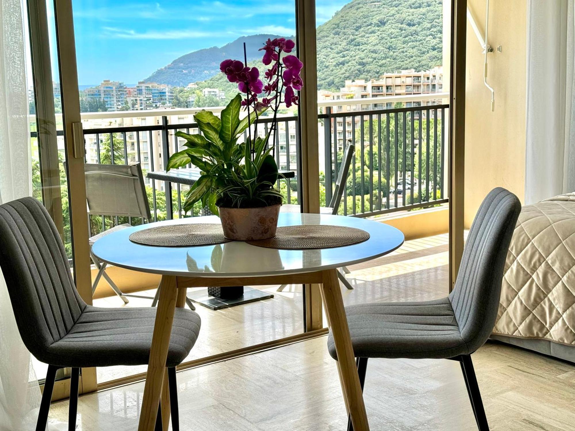 My Resid Appart Cannes Marina Vue Mer Mandelieu-La Napoule Exterior photo